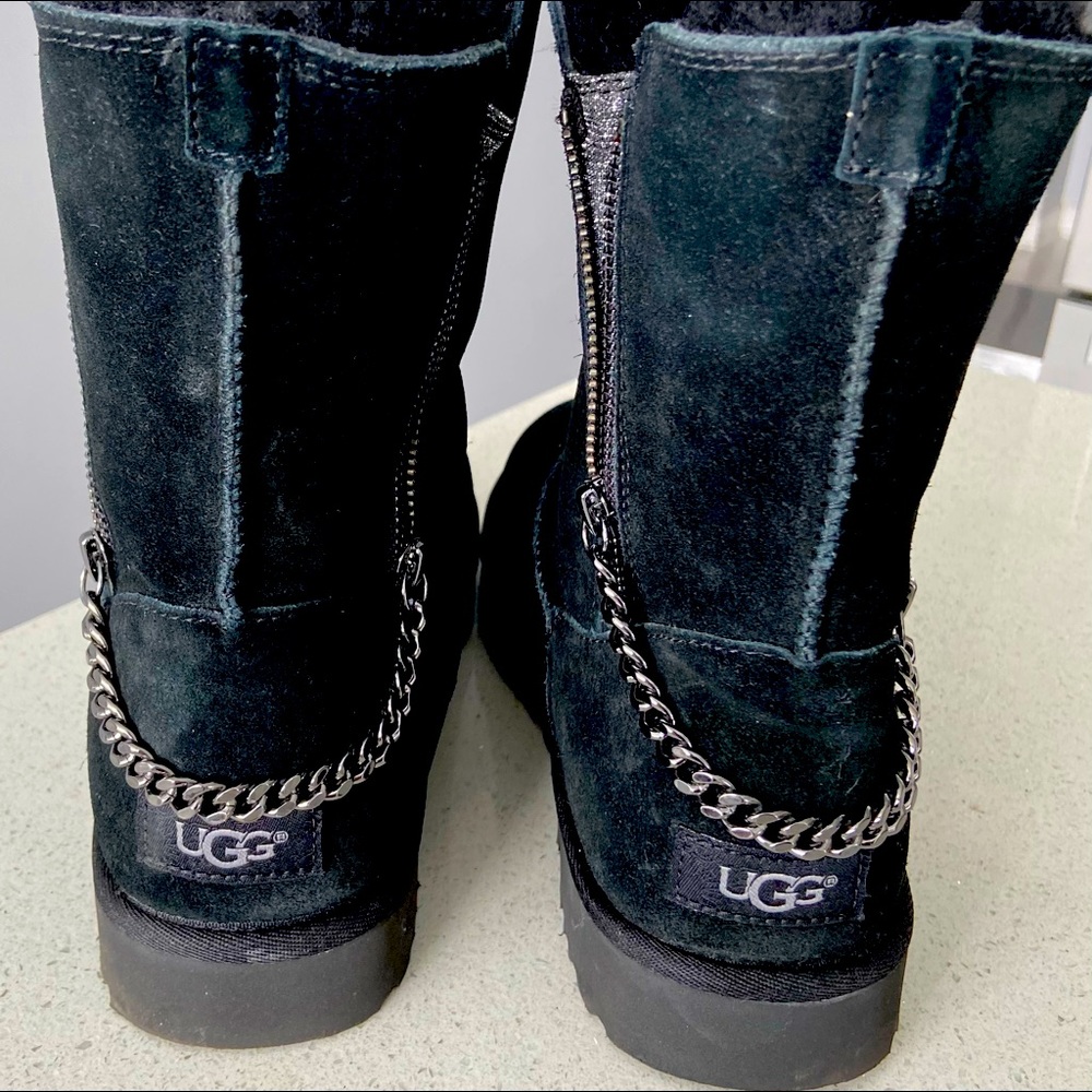 SOLD Ugg boots with zipper / chain